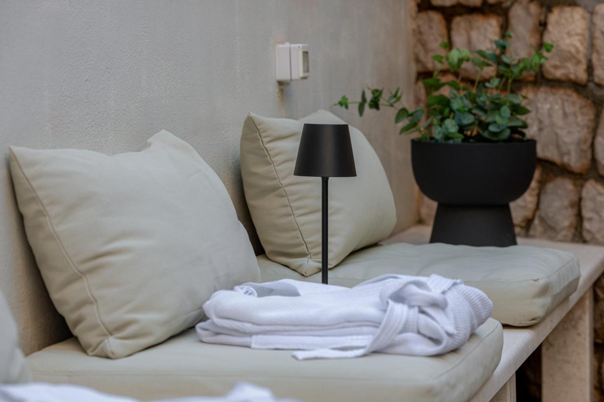 Apartment Barbara With Private Pool Dubrovnik Dış mekan fotoğraf
