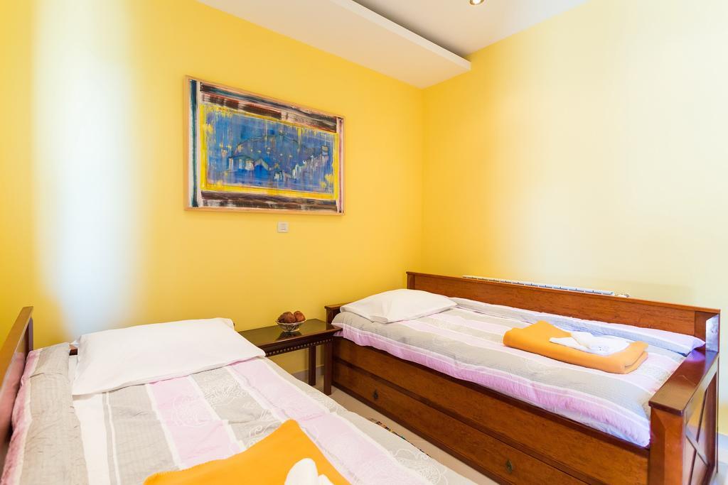 Apartment Barbara With Private Pool Dubrovnik Oda fotoğraf